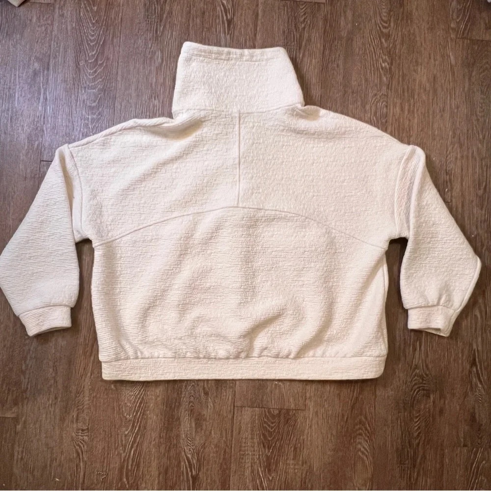 CALIA by Carrie Underwood 1/4 Zip Pullover - Size L - Cream Textured - Picture 4 of 9